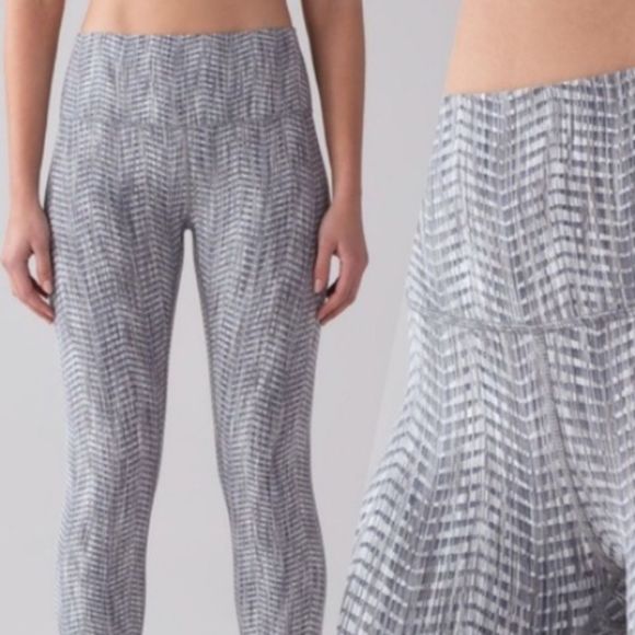 Lululemon WUC - Picture 1 of 6